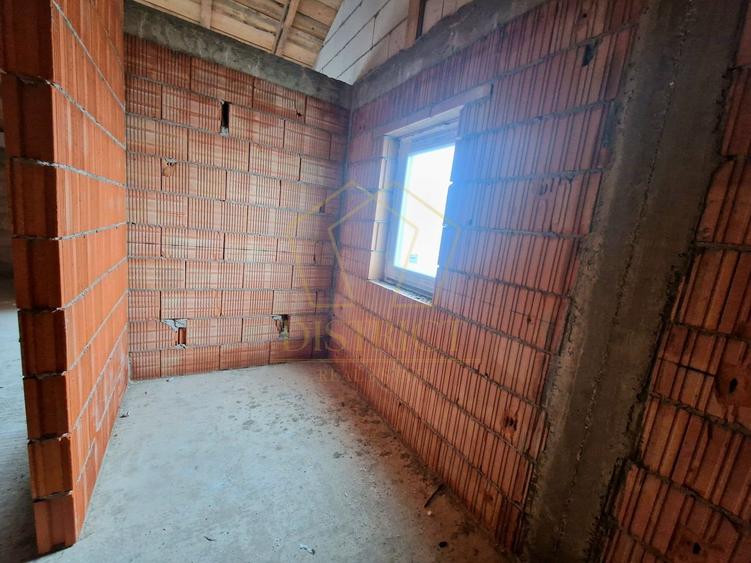 Duplex la rosu cu 3 camere | Mosnita Veche | Padurea Bistrei - 3