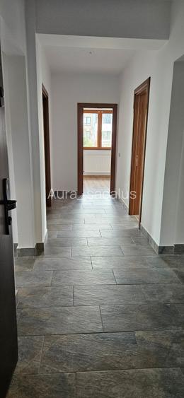 Apartament cu 3 camere decomandat în Sisești Apartament cu 3 camere decomandat în Sisești
