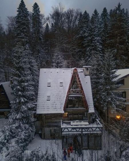 CASA DE VACANTA//PENSIUNE// AZUGA - 7