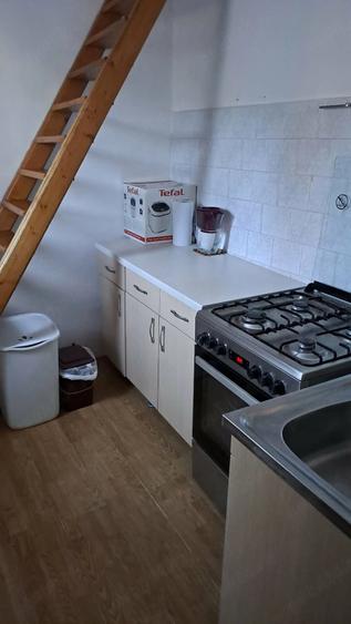 Casă cu 4 camere cu Teren 2887 Mp în Central