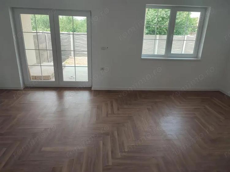 Duplex 4 camere in localitatea Sag - 10