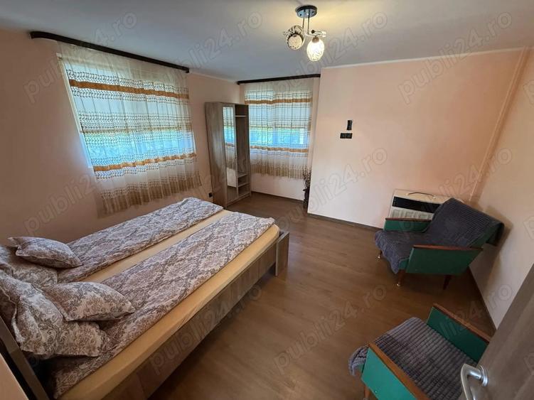 Se vinde cladire cu etaj la 30km de ora?, pre? 46.500 - 3