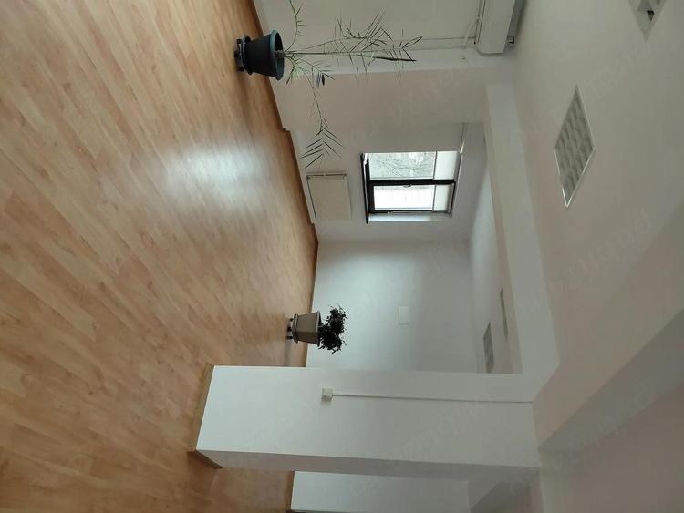 Firma ofer spre vanzare imobil D+P+3E+M, functiuni mixte, suprafata utila 791mp. - 1