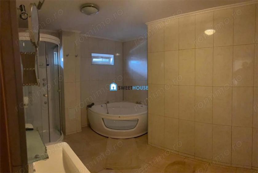 Hotel de vanzare in inima Branului - 1