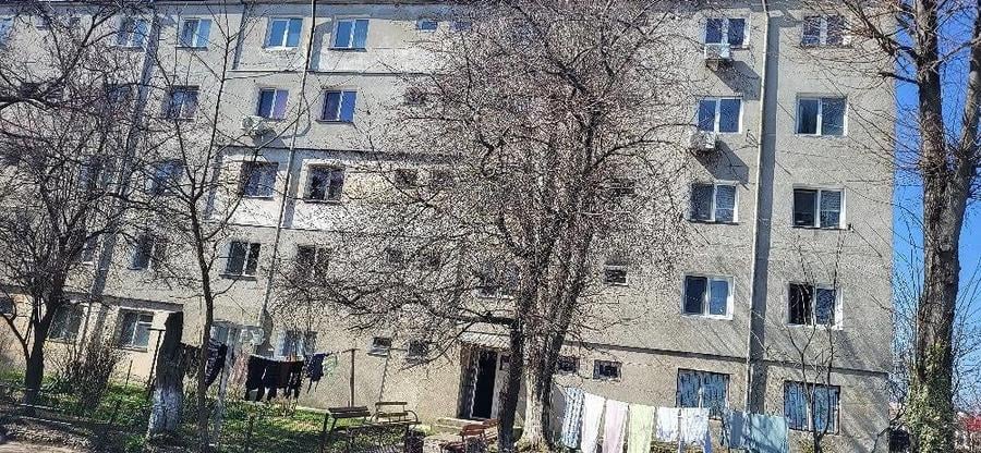 Vand apartament 2 camere - 10