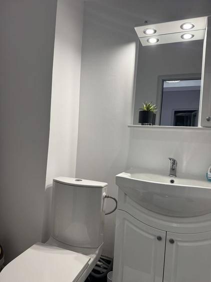 Apartament cu 3 camere decomandat în Ultracentral