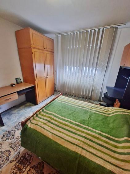 Apartament 3 camere, etaj 3, situat pe str Soveja, aproape de Bdul Tomis - 6
