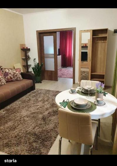 Casă cu 4 camere cu Teren 80 Mp în Central