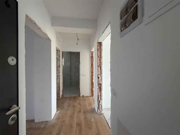 Intabulat! 3 camere,  decomandat, loc de parcare, 72mp, Hlincea - 4