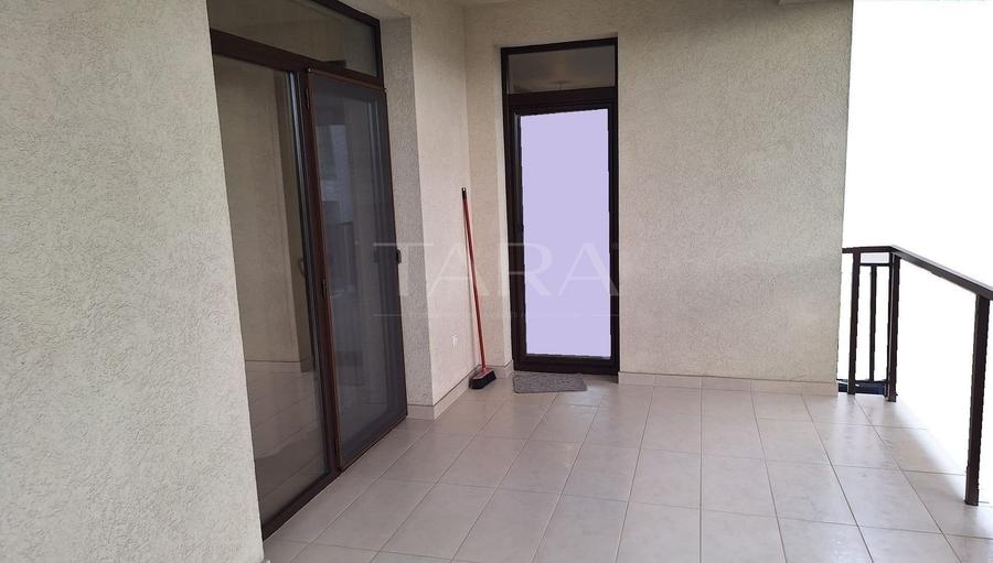 EXCLUSIVITATE. Apartament în vilă cu terasă spectaculoasă în Europa. - 9