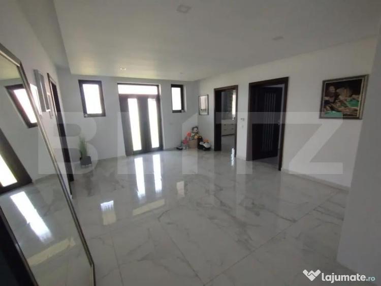 Casa/Pensiune,310mp,zona Jelnei,2800 mp teren,Lac de pesti,i - 2