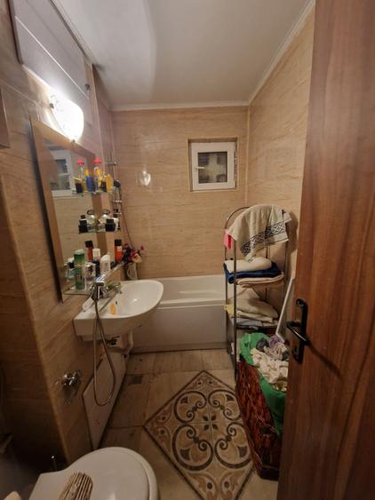 Apartament cu 2 camere semidecomandat în Făcăi