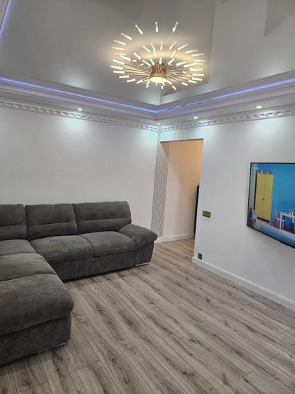 APARTAMENT 3 CAMERE etaj intermediar - TOMIS NORD - 1