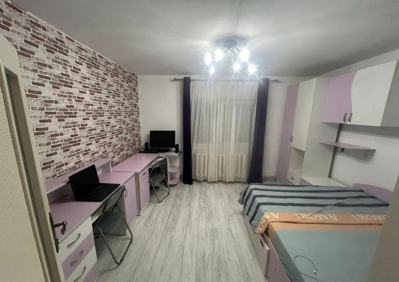 Vand apartament 3 camere sj doua bai str. Rovine - 2