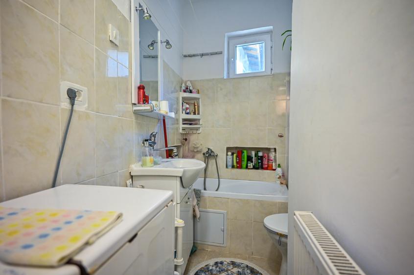 Casa de vanzare - Schei - Brasov - 24