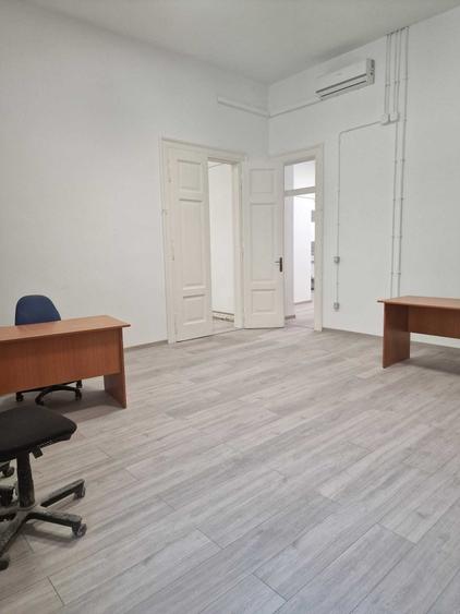 Spațiu comercial, de 140 mp, în P-ța Unirii