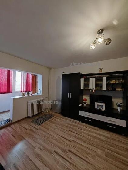 Decomandat spatios 2 camere Basarabia - 2