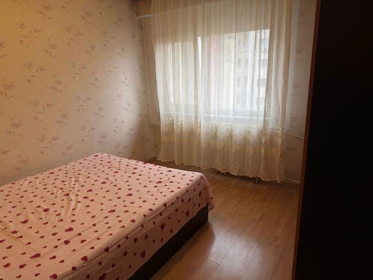 Proprietar inchiriez 2 camere Universitate, bloc 1980, mobilat - 3