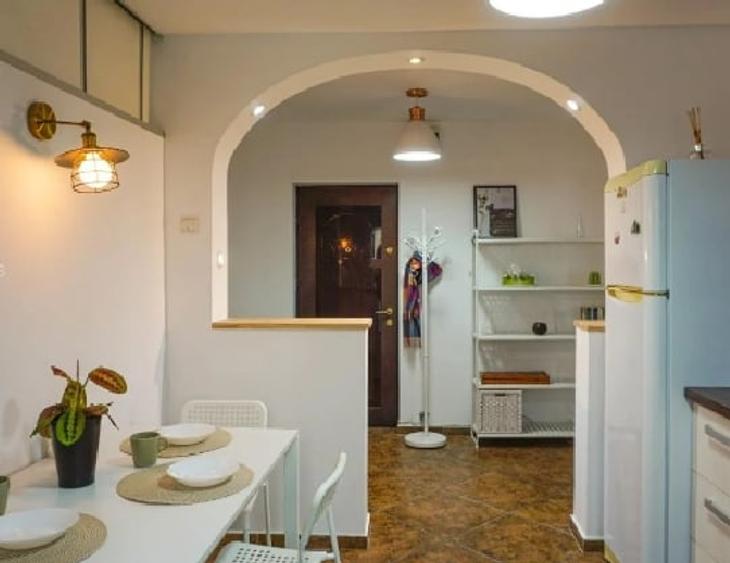 13 Septembrie METROU, bl.1995 et 5/8,decomandat,mobilat,utilat,renovat,Ac,balcon - 4