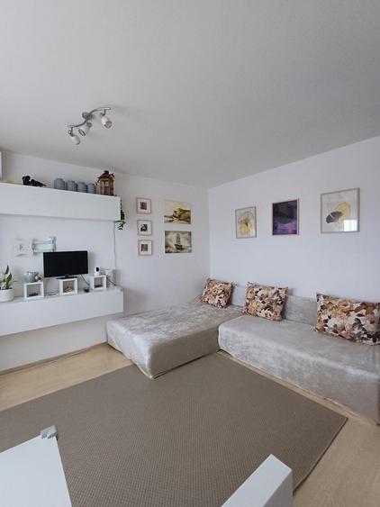 Închiriez Apartament 2 camere - 2