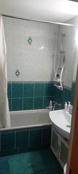 TATARASI-CIURCHI,ap. 3 camere, decomandat, 60m2, vedere dubla! - 4