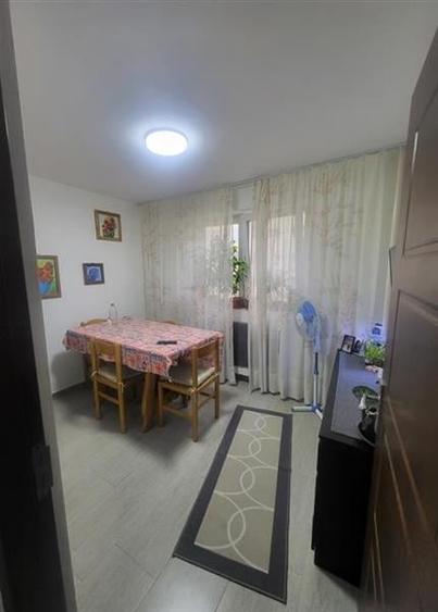 Vanzare apartament 4 camere Tei, complet renovat si mobilat - 5