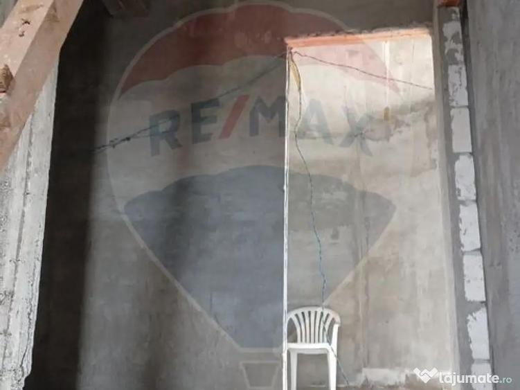 Vanzare Casa / Vila 5 camere Saftica Primarie - 5