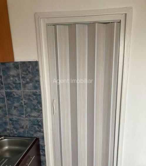 Dristor rond mihai bravu etaj 10 decomandat