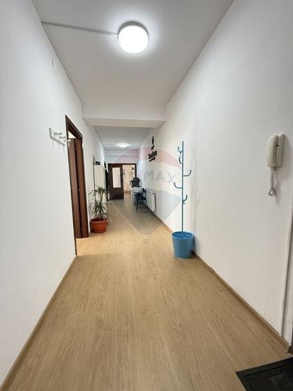 Apartament cu 3 camere de vanzare Voluntari - 12