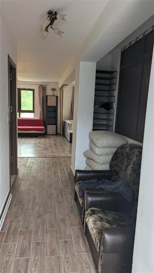 de inchiriat 4 camere, Valea adanca in spate la Capitol - 3