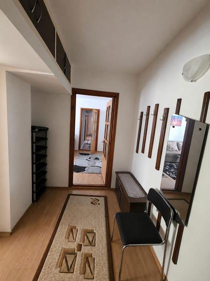 Vand apartament 3 camere,. decomandat ,foarte spatios - 3