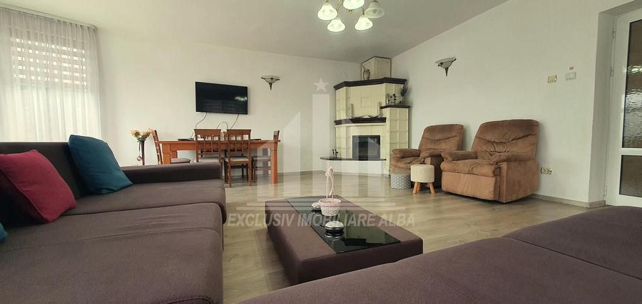 Casa individuala | 320 mp | 750 mp teren | Toate utilitatile | Cetate - 1