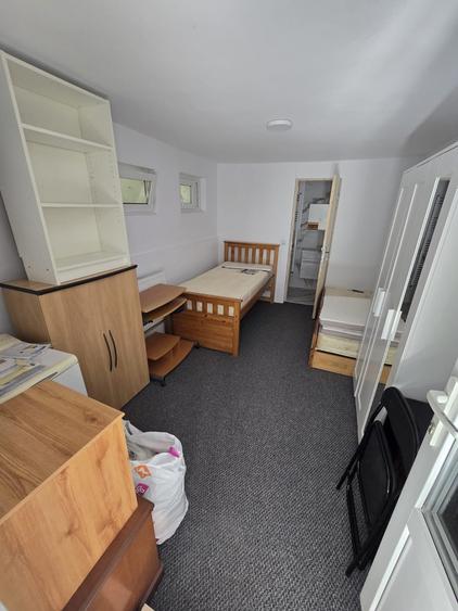 Camere de inchiriat cu baie proprie Liviu Rebreanu 200 euro/luna - 10