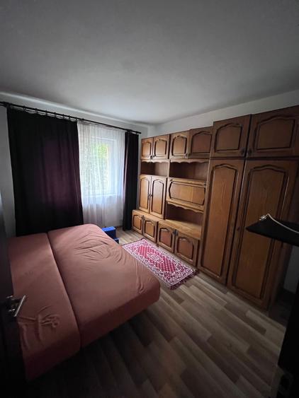 Apartament 4 camere de inchiriat - Bulevardul Sanatatii , Micro 16 - 2