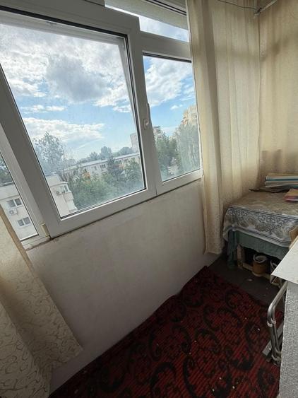 Apartament cu 2 camere semidecomandat în 1 Decembrie 1918