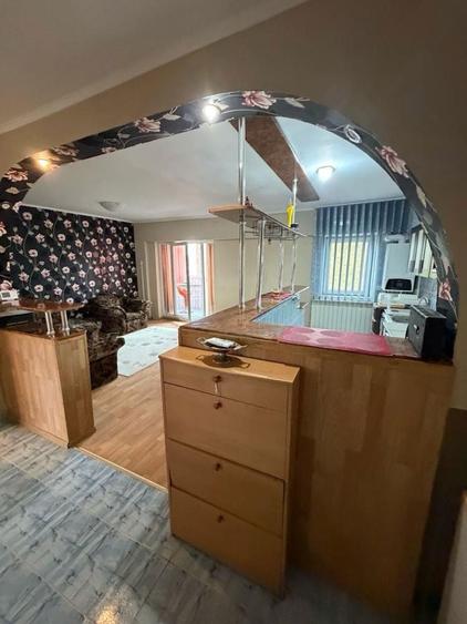 Apartament 2 camere + 2 balcoane + dressing , Strada Traian - 4