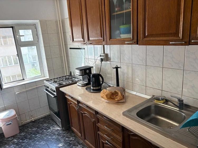 apartament 4 camere - 1