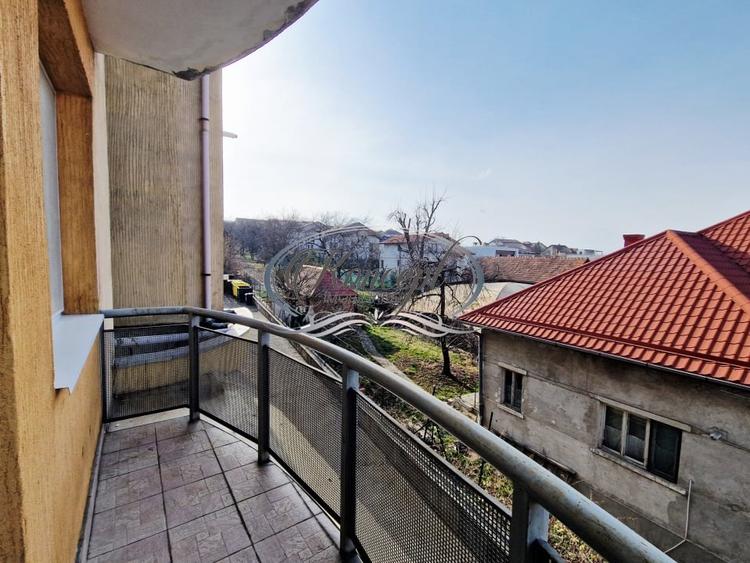 Apartament luminos in Andrei Muresanu, in vila cu parcare acoperita - 12