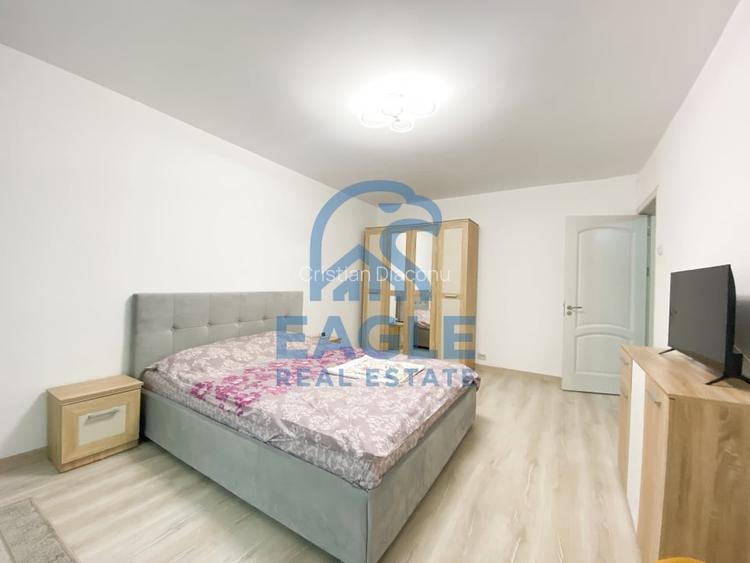 Inel 2 - 3 Camere Modern cu 2 Balcoane pe termen lung