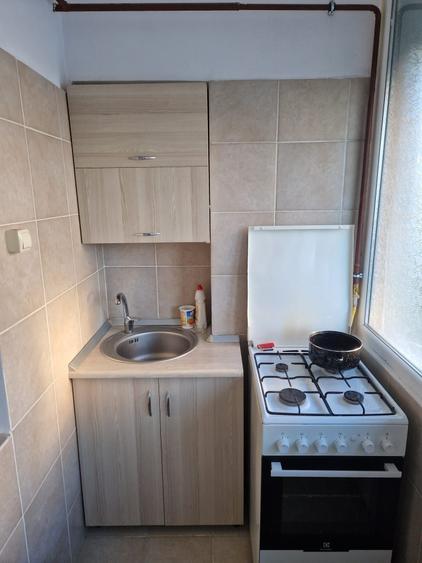 Apartament cu 2 camere decomandat în Cornitoiu