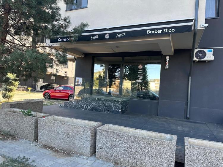 Spatiu Cafenea / Bar cu terasa amenajata si mobilata Otopeni 23August - 17