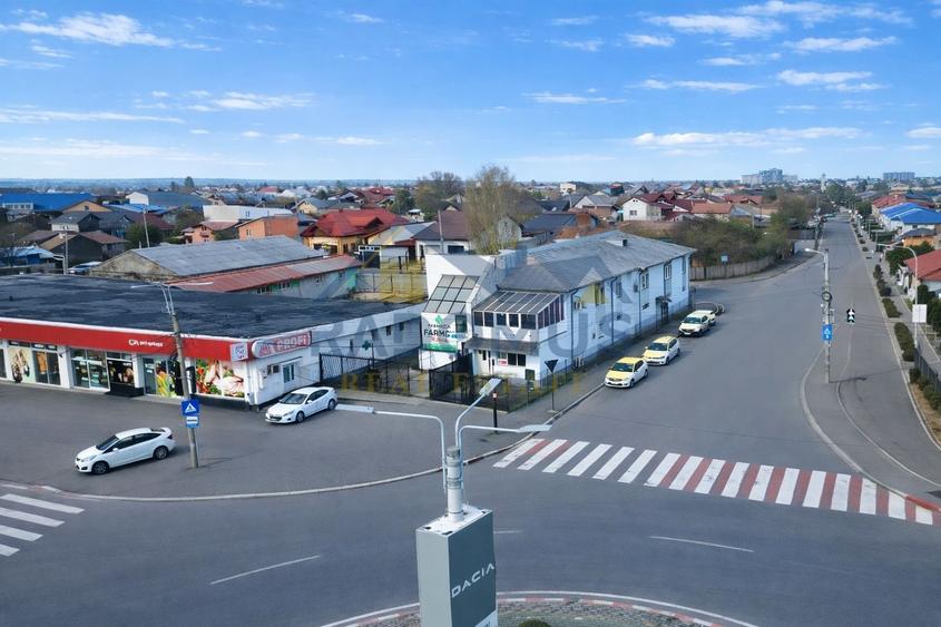 Casă + Spațiu comercial -218 mp utili- Intersecție circulata -Trifazic - 13
