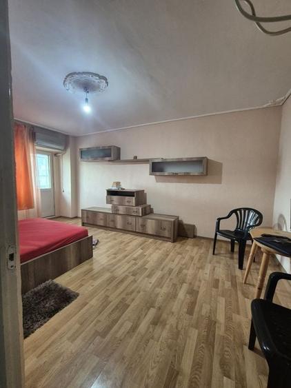 Garsoniera decomandata 40mp Vitan / Mall Vitan - 1