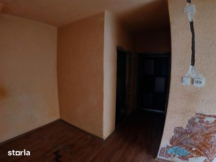 Se vinde casa 400 mp in Apoldu de Sus, Sibiu doua corpuri + gradina - 10