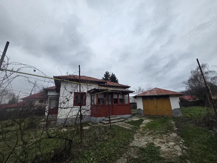 Vand casa in Valenii de Munte - 5