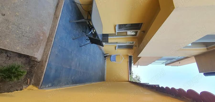 De inchiriat Ap.2 camere+terasa proprie- 2 min.Metrou Aparatorii Patriei - 3