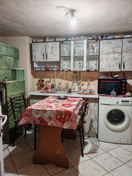 Casă individuală cu 4 camere cu Canalizare în Brâncoveanu