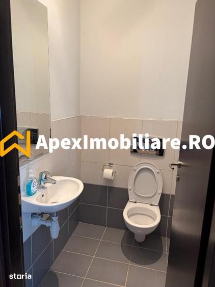 Apartament cu 3 camere decomandat în Băneasa