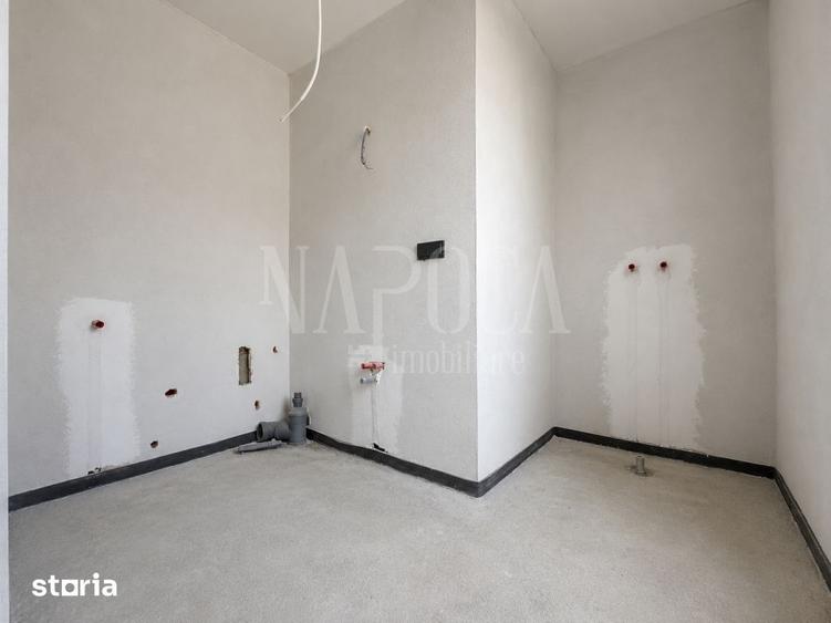 Casă cu 5 camere cu Canalizare în Chinteni