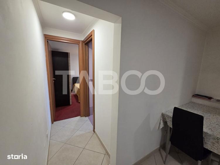 Apartament cu 2 camere decomandat, mobilat în Central